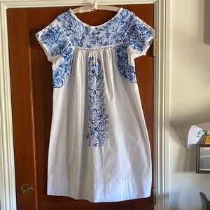 Vintage Mexican colonial cottonWhite and Blue Embroidered Dress